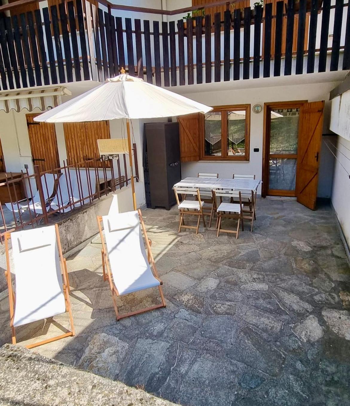 La Casa Del Cervo Limone Piemonte Exterior foto